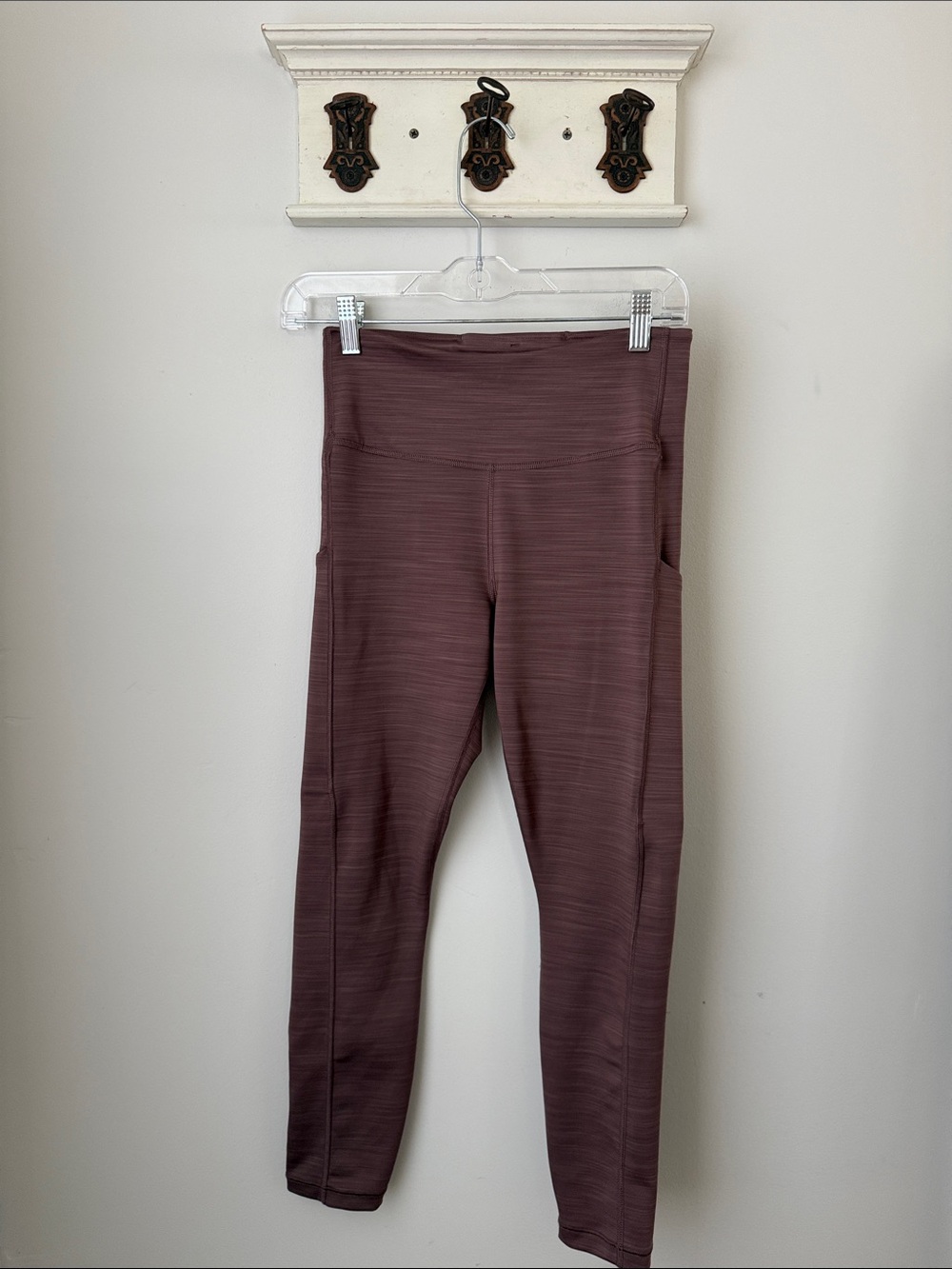 Athleta Ultimate Stash Pocket 7/8 Tight  High-Rise Leggings
